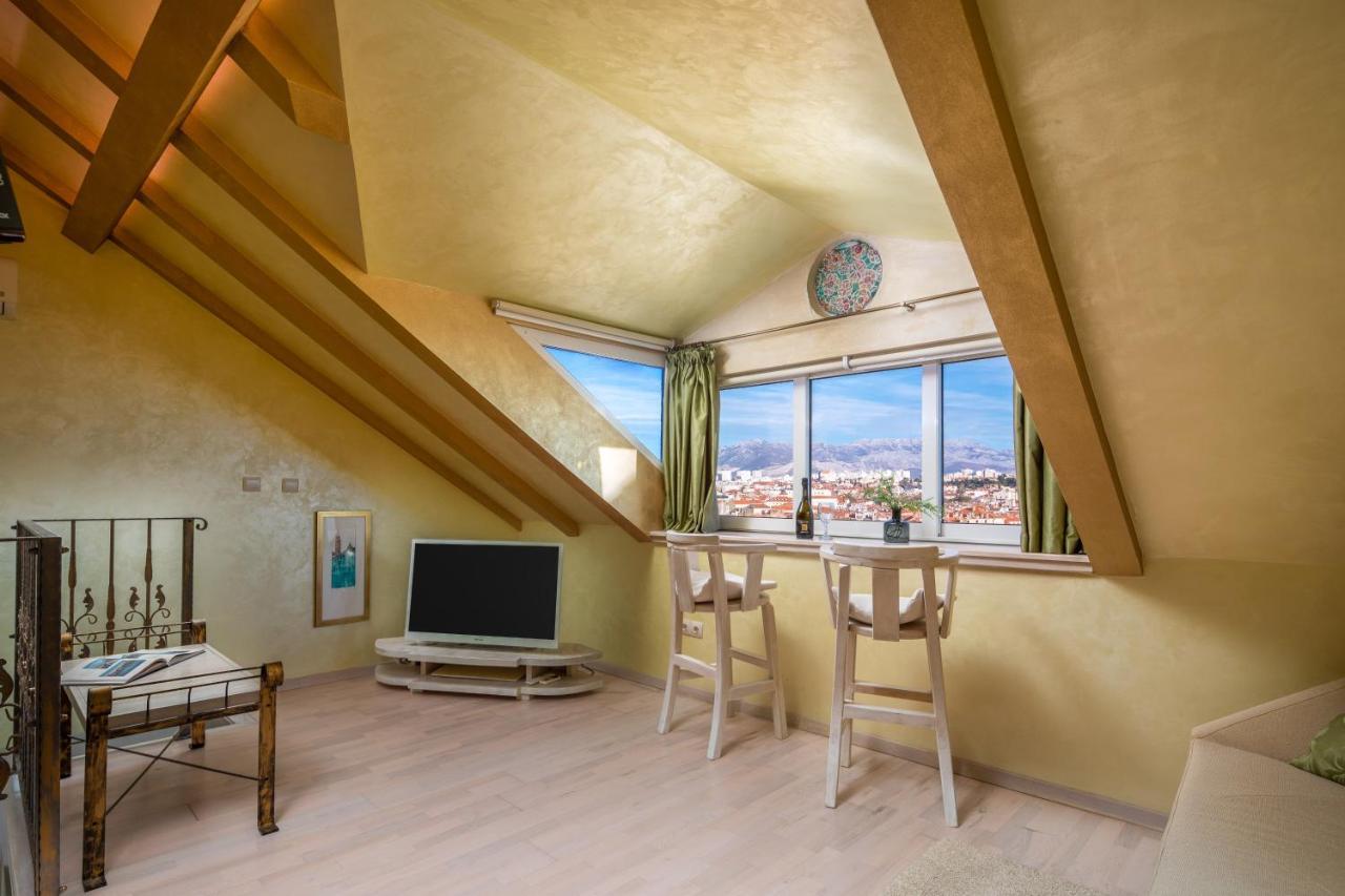 Royal Apartment Varos Split Buitenkant foto