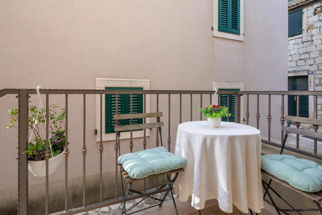 Royal Apartment Varos Split Buitenkant foto